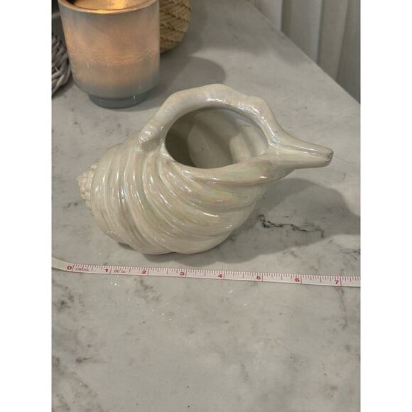 White Irredecent Ceramic Coastal Decor Hallow Seashell Decorative Planter Pot - Picture 9 of 10